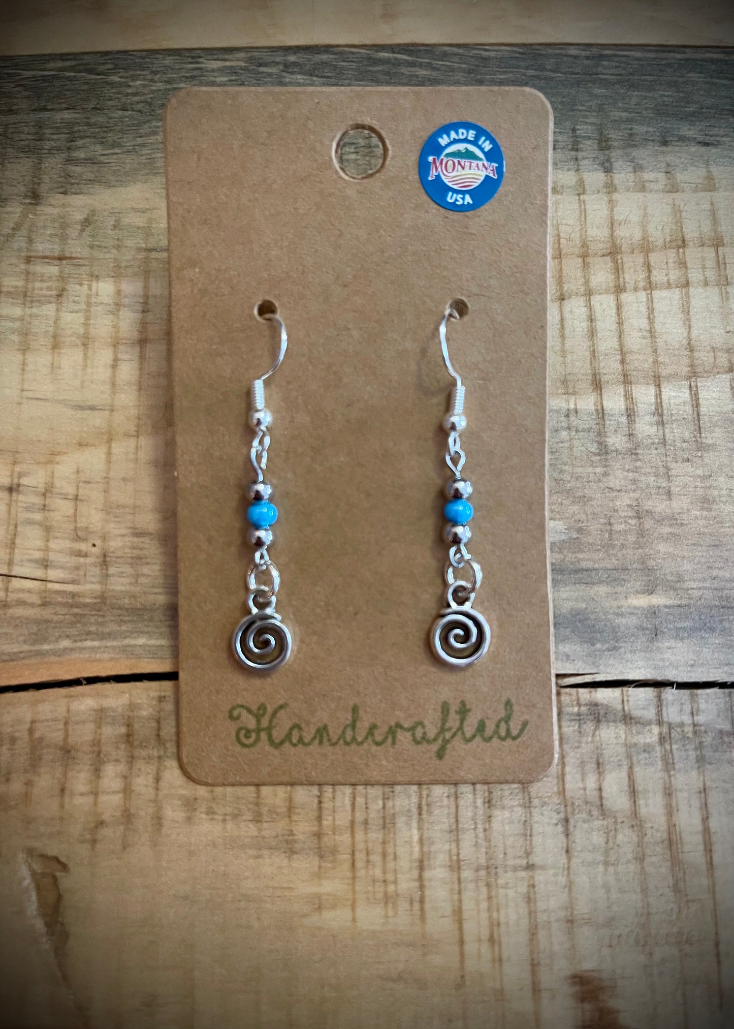 Pendientes con cuentas a mano: Plata