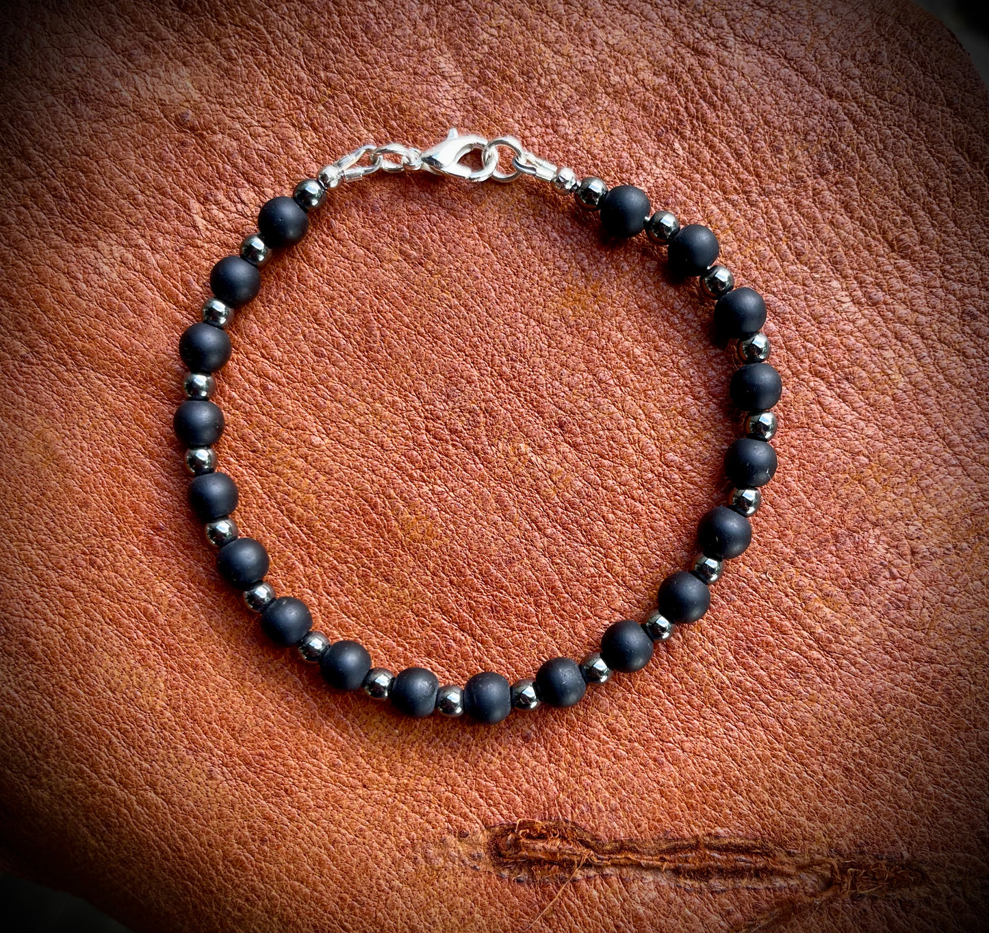 Pulseras con cuentas a mano