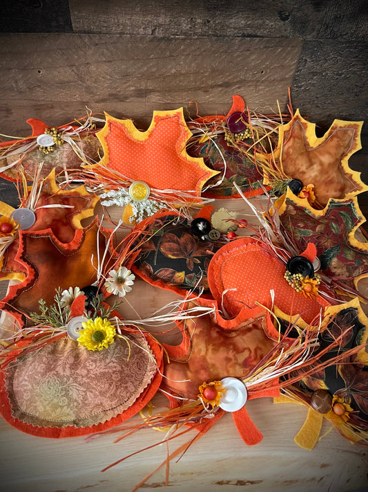 Fall Decorated “Puff” Decor:  Leaf/Pumpkin