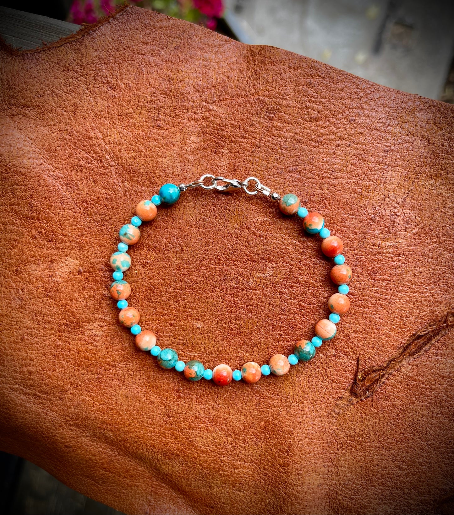Pulseras con cuentas a mano