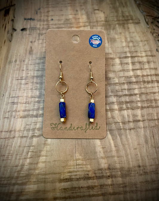 Pendientes con cuentas a mano: Oro