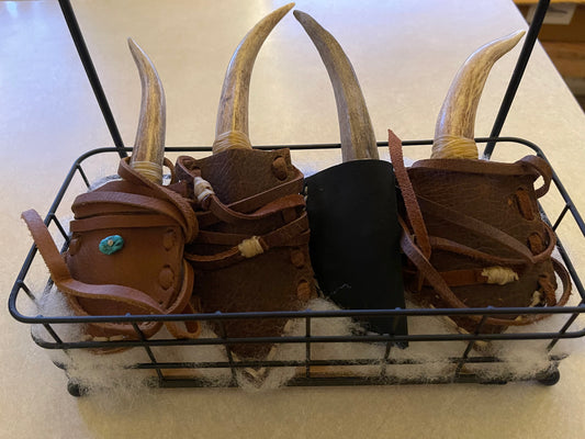 Cuchillos hechos a mano con pedernal totalmente natural.